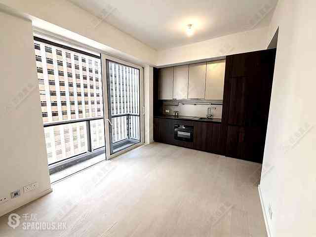 Wan Chai - 33 Kennedy Road 02