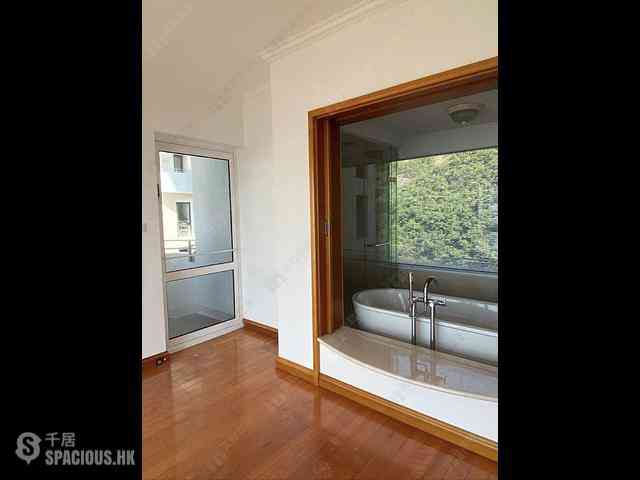 Repulse Bay - The Repulse Bay 10