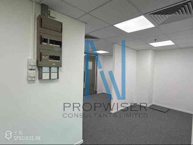 Tsim Sha Tsui East - Chinachem Golden Plaza 04