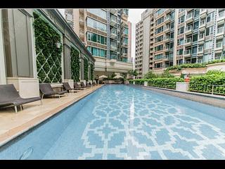 Wan Chai - The Avenue Phase 2 Block 3 03