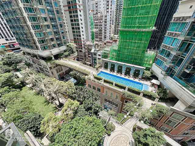 Wan Chai - The Avenue Phase 2 Block 3 07