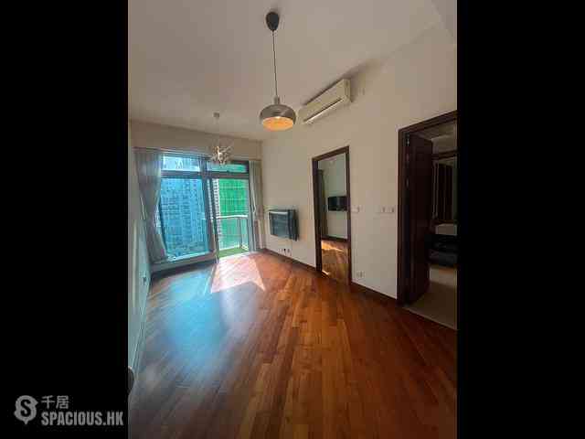 Wan Chai - The Avenue Phase 2 Block 3 08