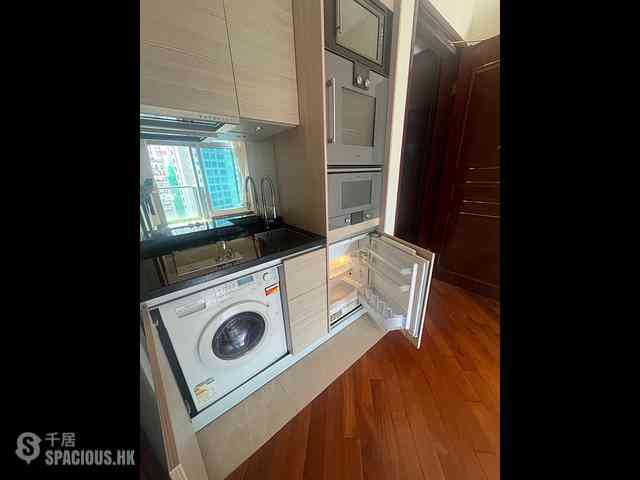 Wan Chai - The Avenue Phase 2 Block 3 10