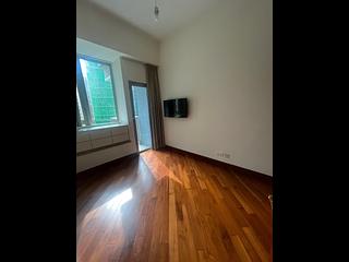Wan Chai - The Avenue Phase 2 Block 3 12