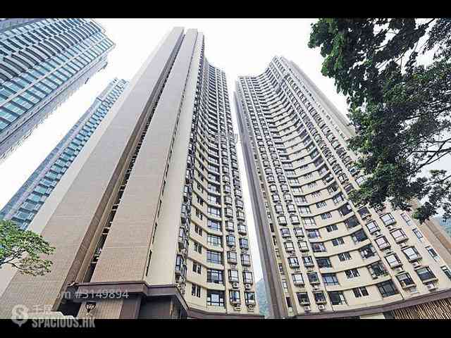 Tai Hang - Ronsdale Garden 01
