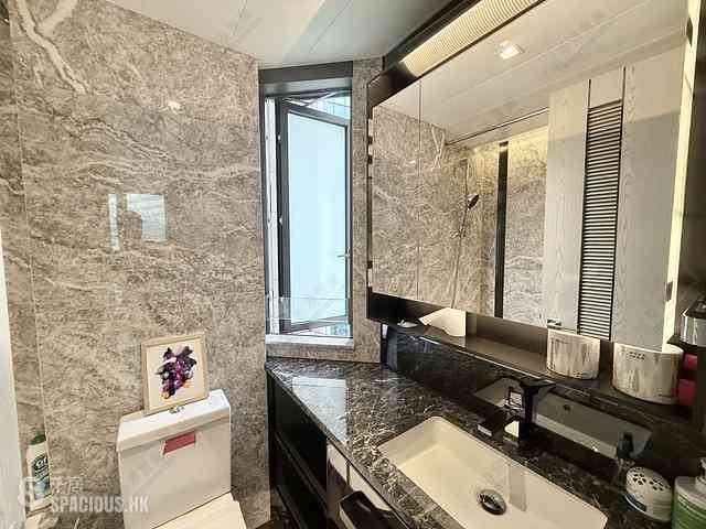 Wong Chuk Hang - The Southside Phase 3C Blue Coast II Tower 5 05