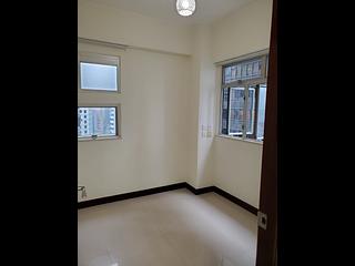 Wan Chai - Tonnochy Towers Block A 06