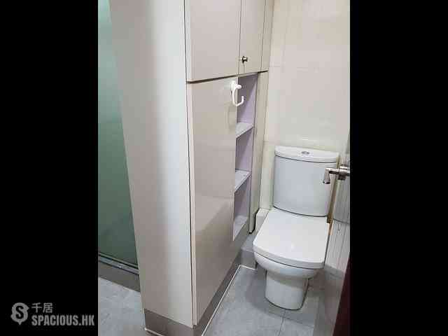 Wan Chai - Tonnochy Towers Block A 08