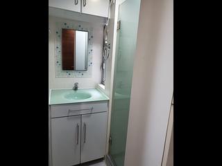 Wan Chai - Tonnochy Towers Block A 09