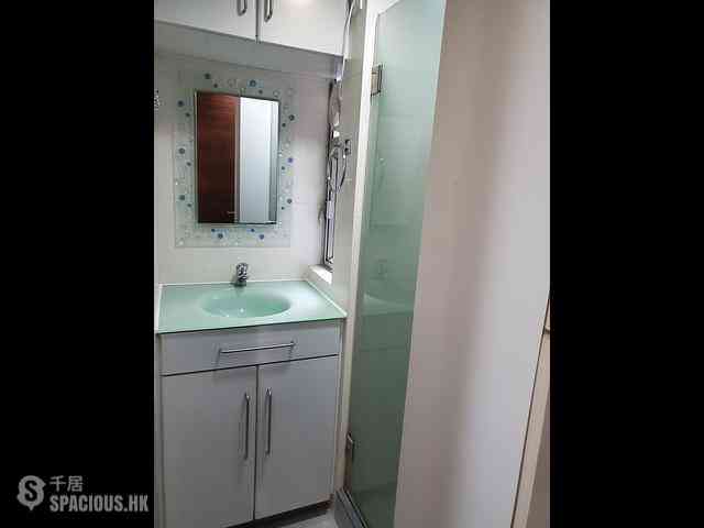 Wan Chai - Tonnochy Towers Block A 09