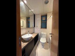 Wan Chai - The Zenith Phase 1 Block 3 03