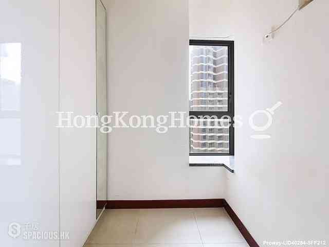 Kennedy Town - The Merton 06