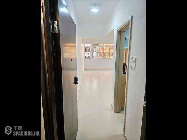 Causeway Bay - Hin Wah Building 05
