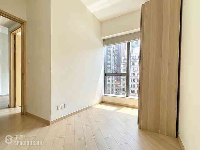 Shek Tong Tsui - Novum West 10