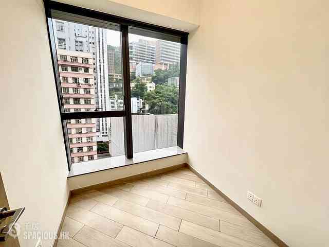 Shek Tong Tsui - Novum West 12