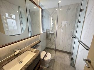 Shek Tong Tsui - Novum West 13