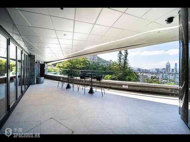 Stubbs Road - The Summit 07