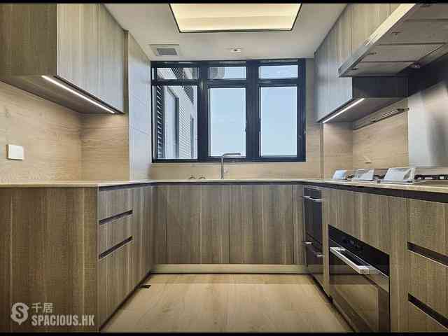 Repulse Bay - Fortuna Court 05