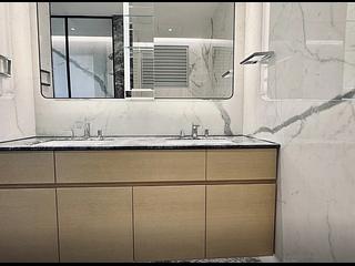 Repulse Bay - Fortuna Court 08