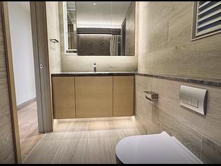 Repulse Bay - Fortuna Court 12