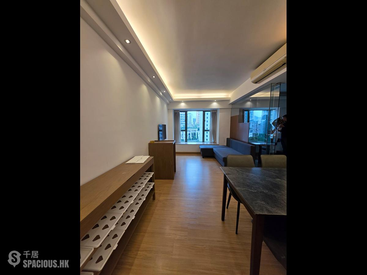Tai Kok Tsui - Park Avenue Phase 1 Block 8 01