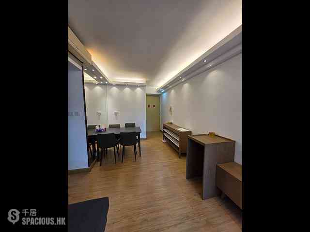 Tai Kok Tsui - Park Avenue Phase 1 Block 8 02