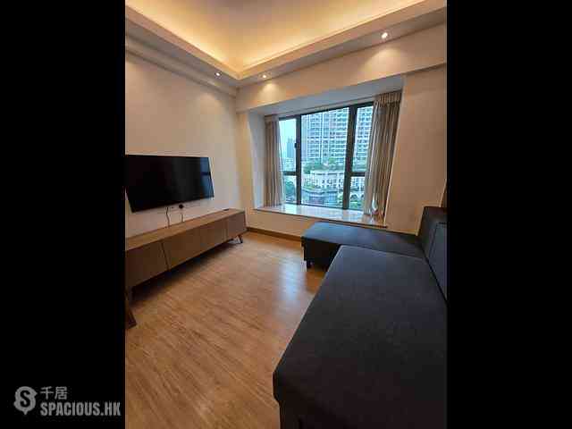 Tai Kok Tsui - Park Avenue Phase 1 Block 8 03