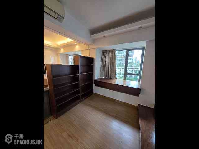 Tai Kok Tsui - Park Avenue Phase 1 Block 8 04