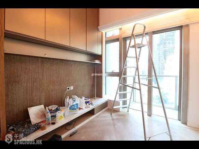 Wan Chai - The Avenue Phase 2 07
