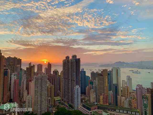 Sai Ying Pun - Centre Place 08