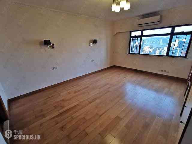 Mid Levels West - Hong Kong Garden 10