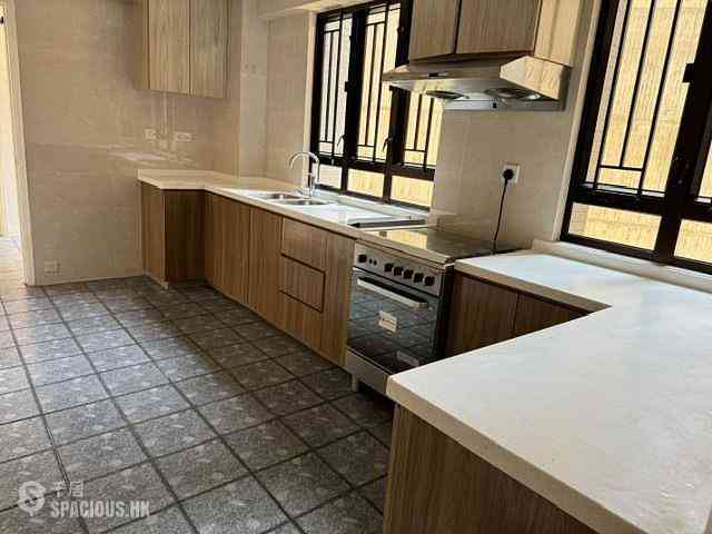 Braemar Hill - Wilshire Towers Block B 06