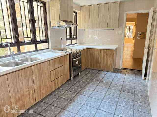Braemar Hill - Wilshire Towers Block B 07