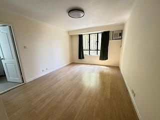 Braemar Hill - Wilshire Towers Block B 09