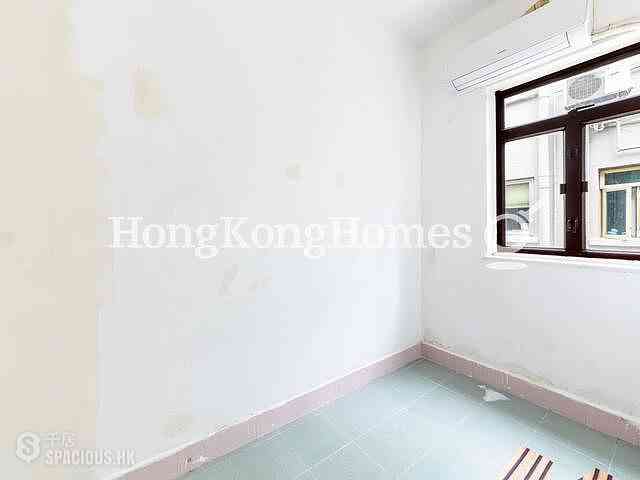 Happy Valley - Antonia House 11