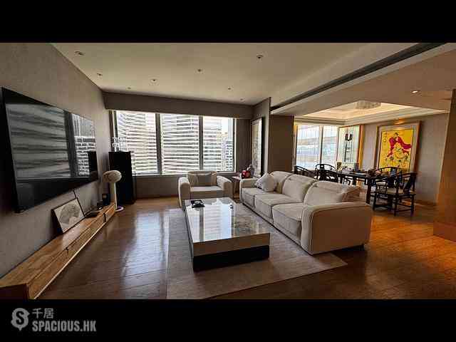 Wan Chai - Convention Plaza Apartments 03