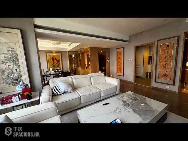 Wan Chai - Convention Plaza Apartments 07