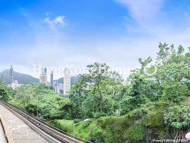 Tai Hang - Swiss Towers 02