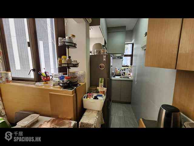 Sai Ying Pun - Smiling Court 07
