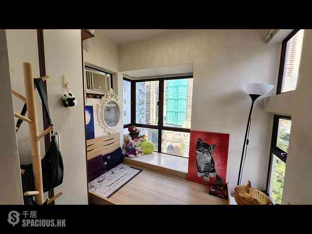 Sai Ying Pun - Smiling Court 11