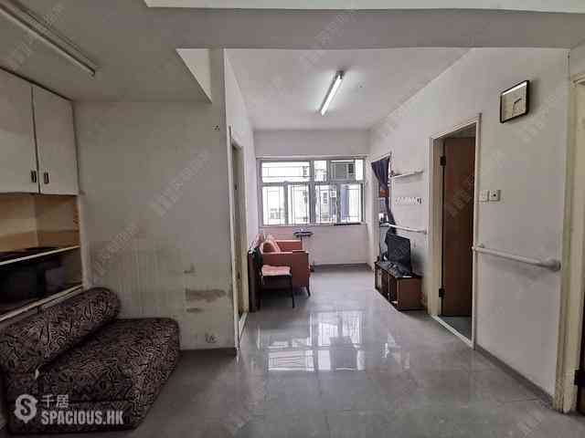Wan Chai - Kwong Sang Hong Building Block D 01