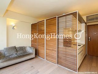 Central - Hollywood Road, 228-230 04
