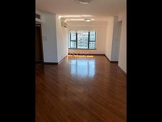 Mid Levels West - 80 Robinson Road 04
