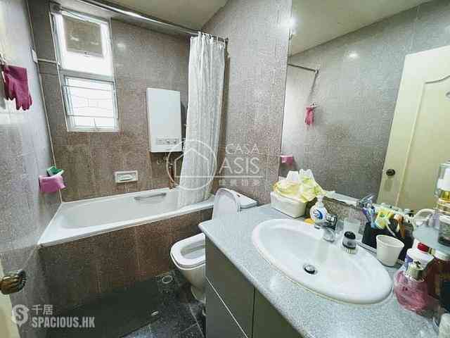 Pok Fu Lam - Albany Court 04