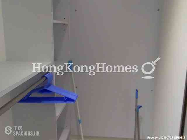 Sai Ying Pun - Manifold Court 07