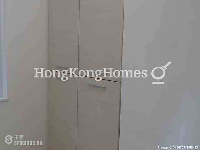 Sai Ying Pun - Manifold Court 09