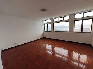 Chung Hom Kok - Cape Court 05