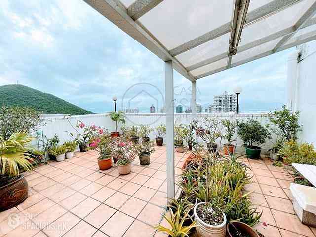 Pok Fu Lam - La Clare Mansion 01