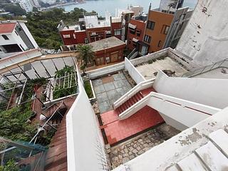 Chung Hom Kok - Cape Court 09