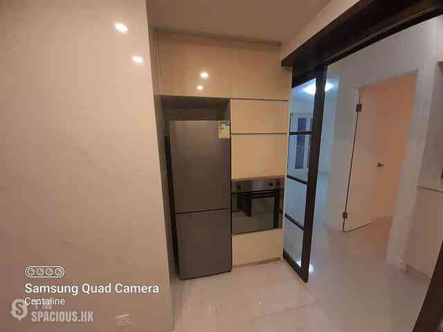 Mid Levels West - Wah Sen Court 07